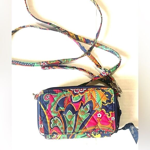 Vera Bradley Crossbody - Picture 2 of 6
